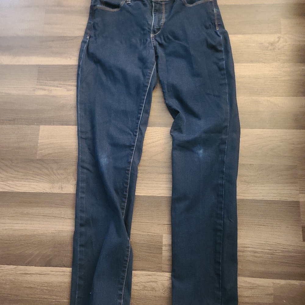 Size 4 Straight Talbots Flawless Five-Pocket